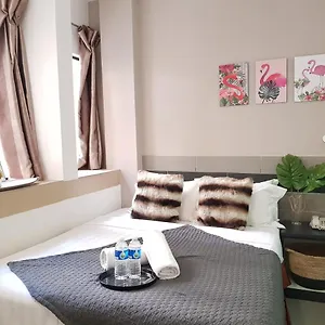 Leo Leisure @ Market 2* Kuala Lumpur